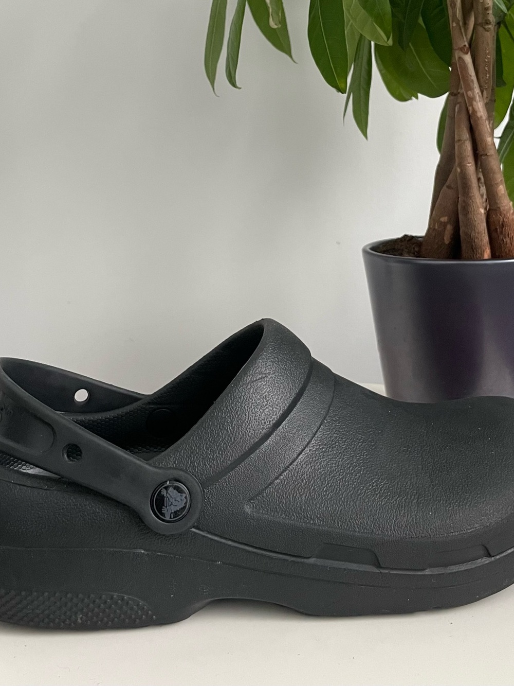 Men Size 9 Crocs Specialist II Work Clog Black Slides Slip on